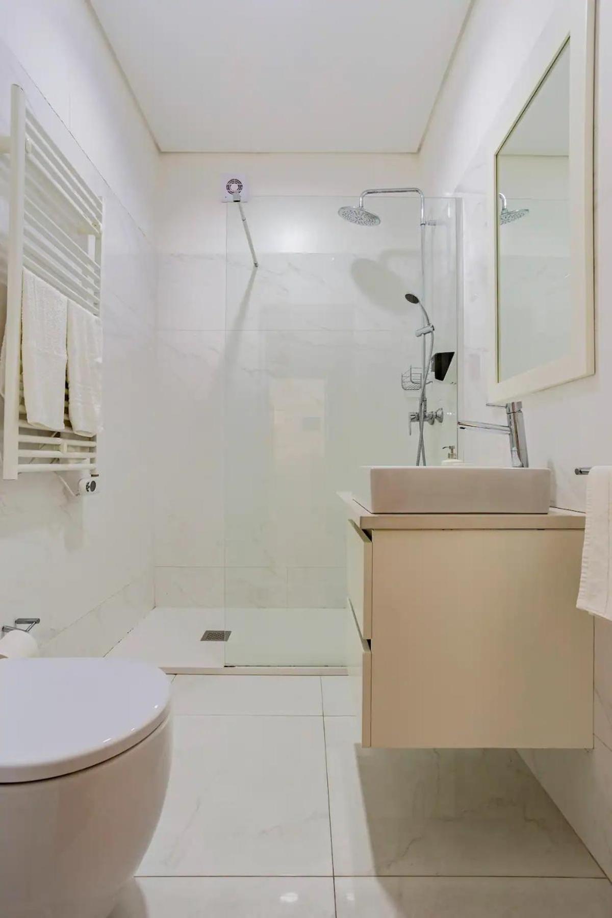 Luxury Anibal Cunha Apartments Порто Екстериор снимка